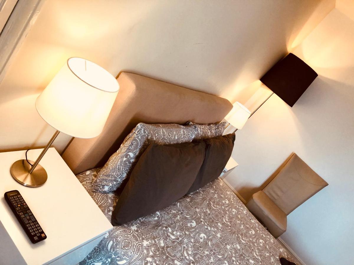 Ac Lounge 125 Appartement Rochford Buitenkant foto