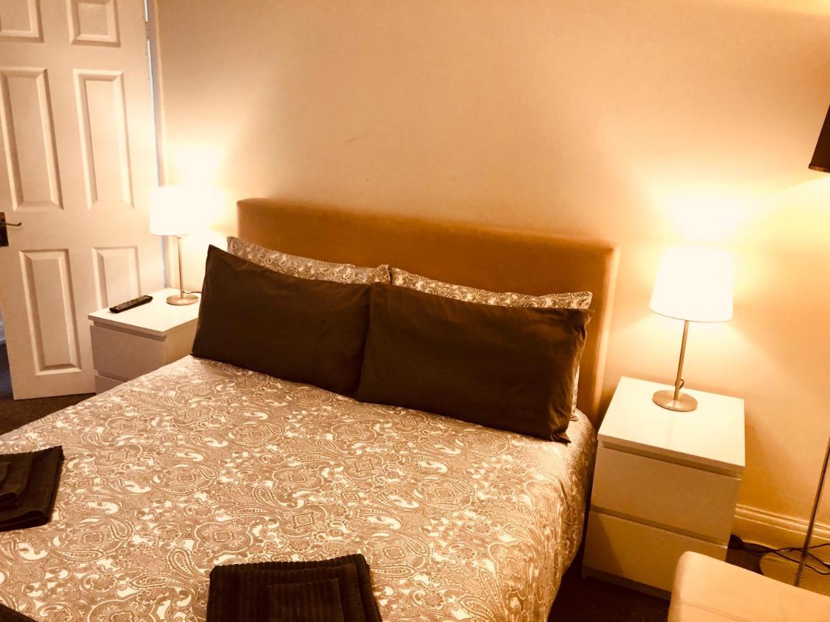 Ac Lounge 125 Appartement Rochford Buitenkant foto