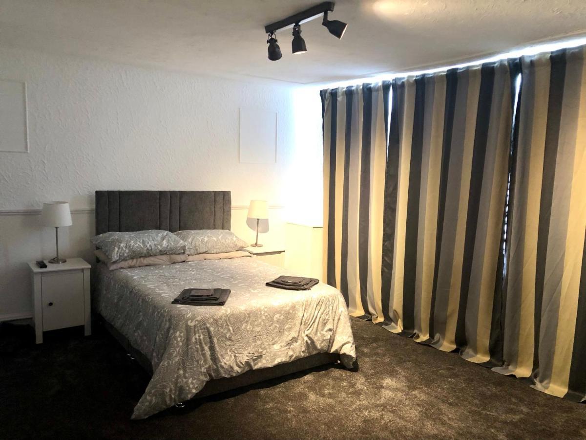 Ac Lounge 125 Appartement Rochford Buitenkant foto