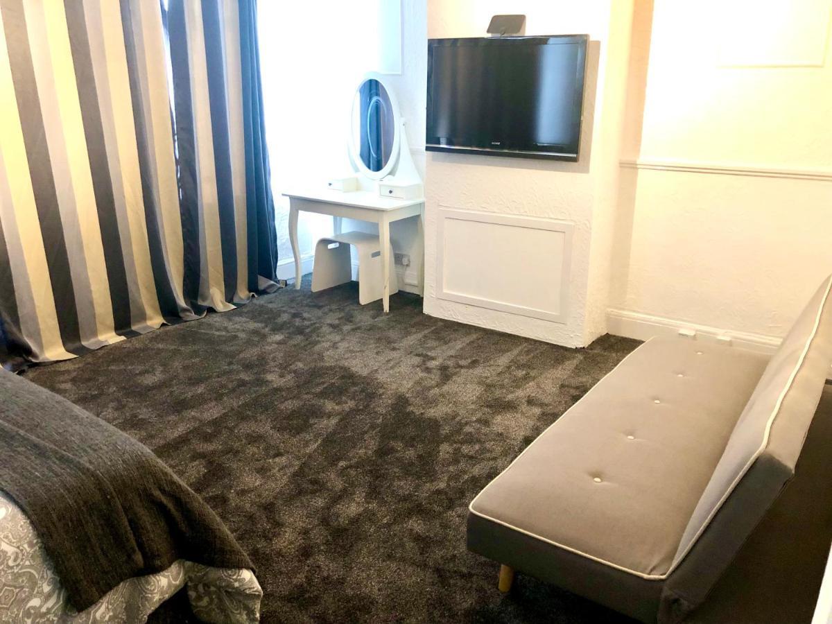 Ac Lounge 125 Appartement Rochford Buitenkant foto
